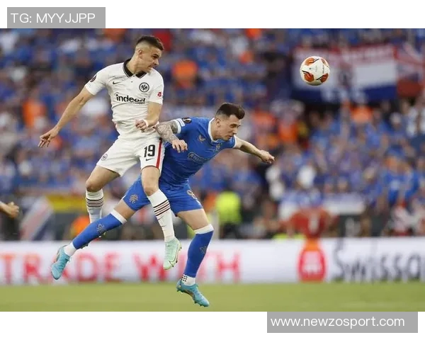 拜仁客战法兰克福海报发布奥利塞带球冲锋全力争胜