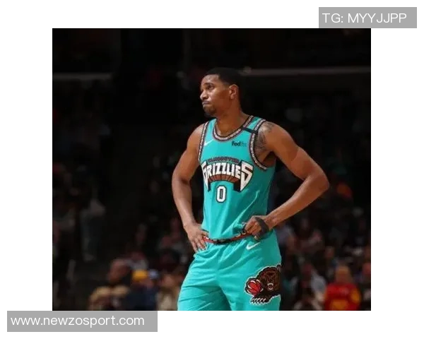 里弗斯确认特纳小腿酸痛无碍期待他在揭幕战中出战